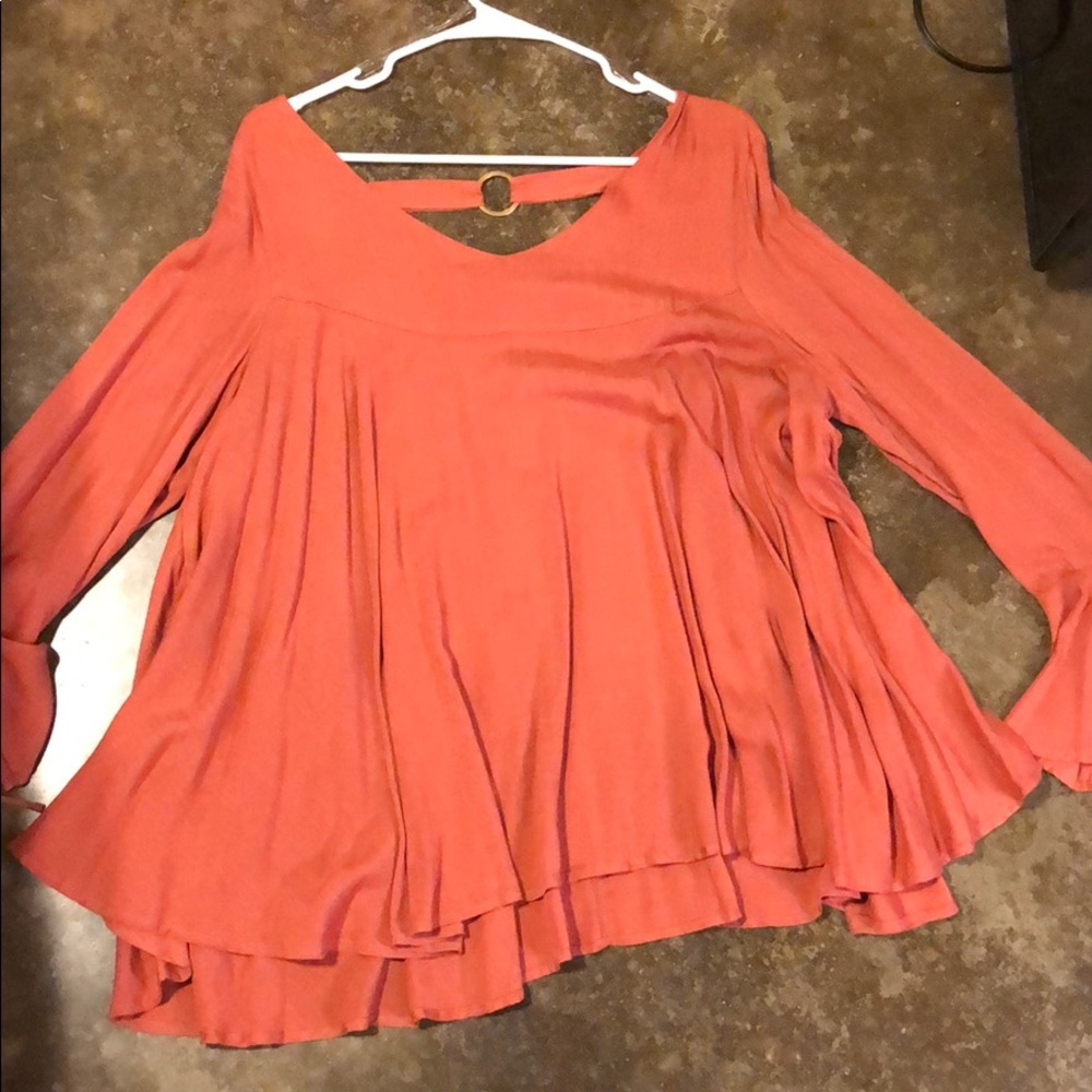 Rust top with buckles